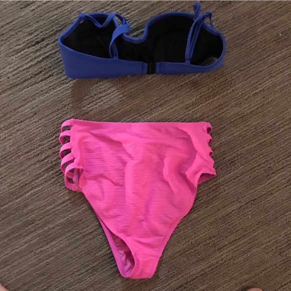 High waisted Retro Bikini 🔥 - Picture 4 of 7